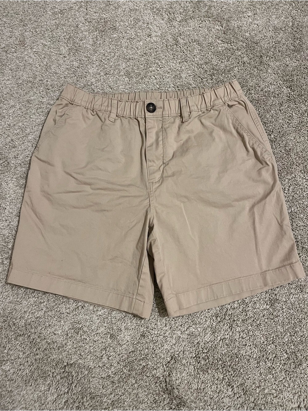 Chubbies Men's 7" Inseam Shorts Khaki Size Medium Preppy Casual Elastic Waist